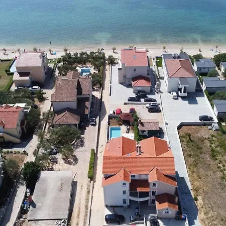 Lucie Guest house Biograd Na Moru