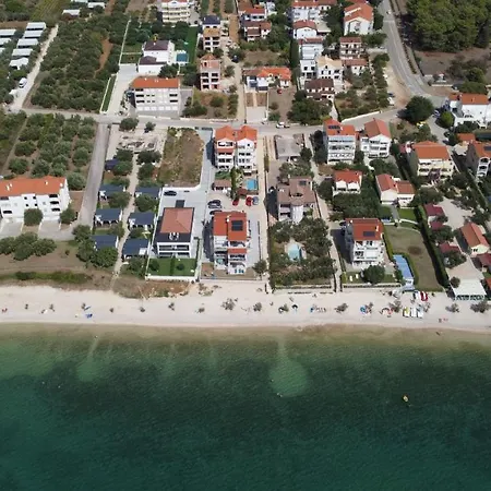 Lucie Guest house Biograd Na Moru